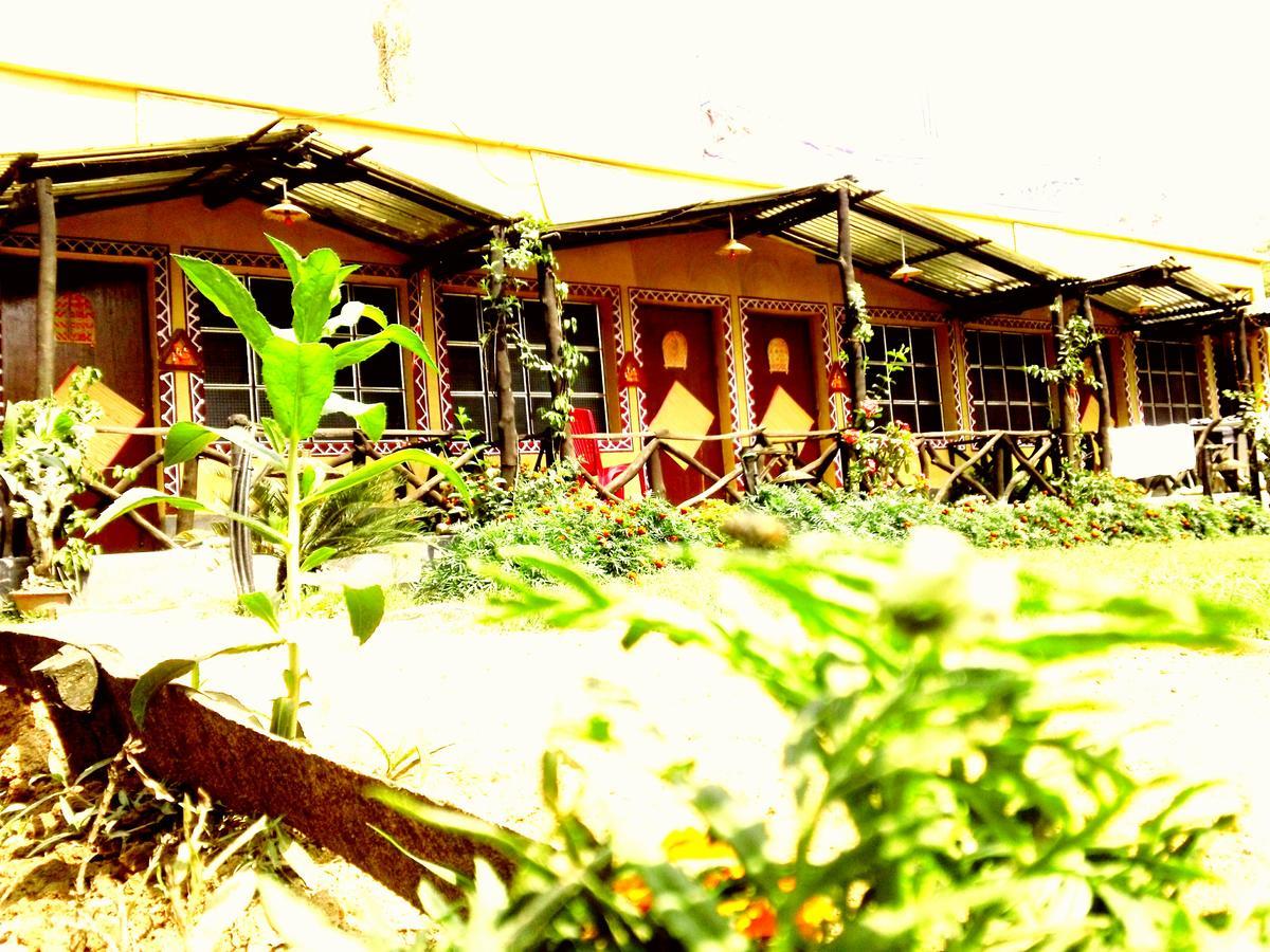 Roshnai Village Resort Bolpur Extérieur photo